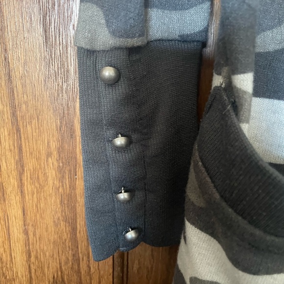 French laundry cardigan sweater,size small - Picture 3 of 4